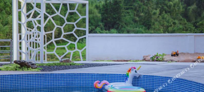 友客UK·山野露营亲子度假民宿图片