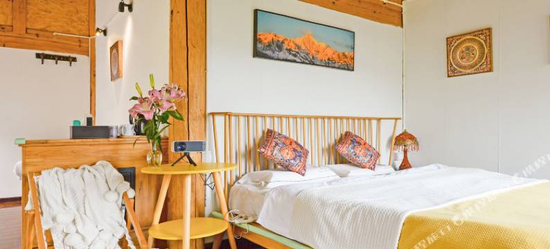 丽江束河恬境客栈图片