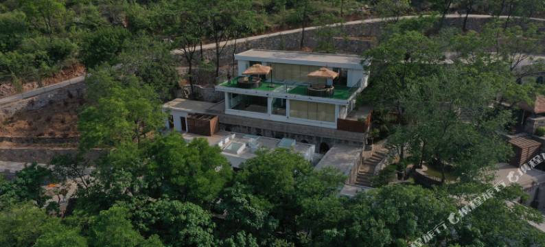 井陉右见果然民宿图片