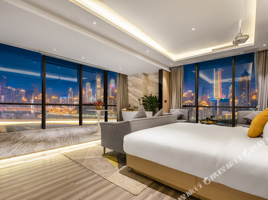 Freely智能江景酒店(重庆江北嘴金融城店)