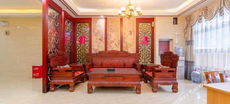 襄城乐泰阁酒店图片