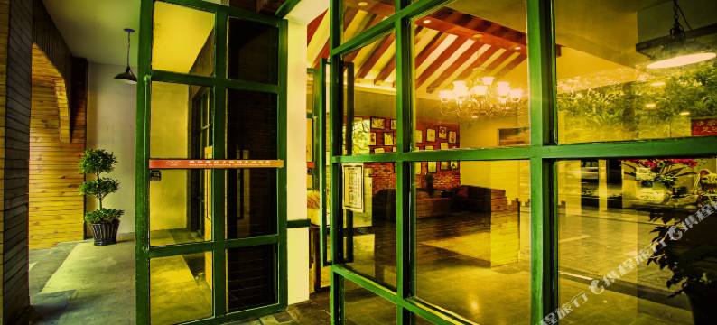 滨江驿站电竞酒店(湄潭县政府店)图片