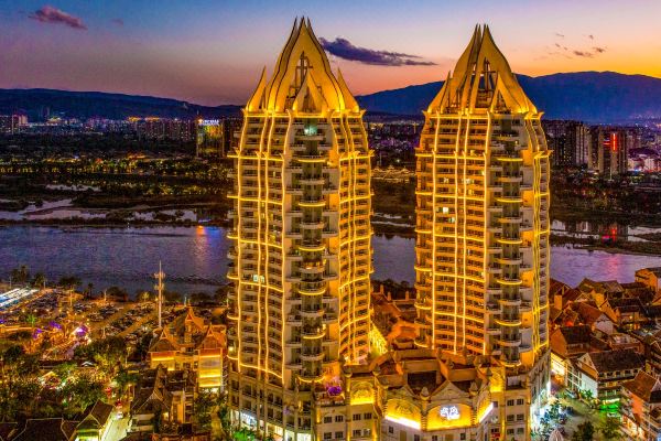 西双版纳鑫澜观江酒店(告庄星光夜市店)预订价格,联系电话位置地址