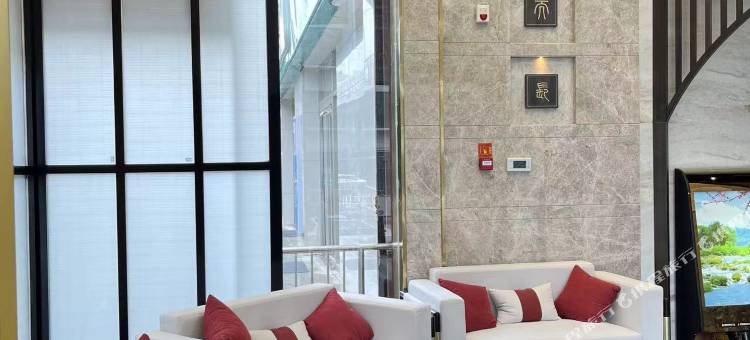 帕克商务酒店(中华北大街柏林庄地铁站店)图片