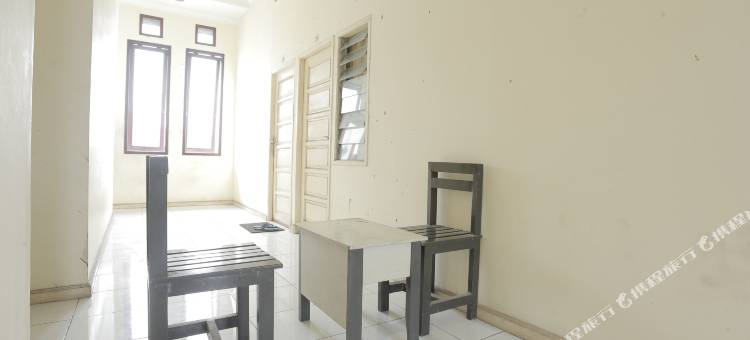 Hotel O 我们的宿舍塔拉坎(Hotel O Rumah Kost Kita Tarakan)图片