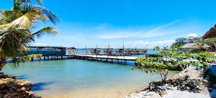 Riannes Beach Resort by RedDoorz图片