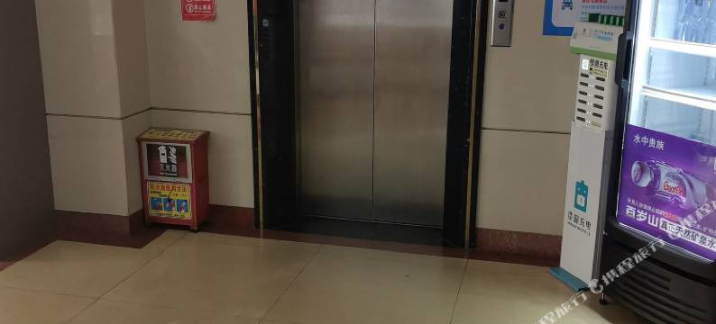 梅子公寓(吴川第一中学店)图片