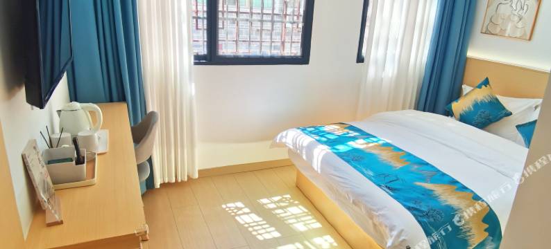 边之城如归民宿(洪安边城景区店)图片