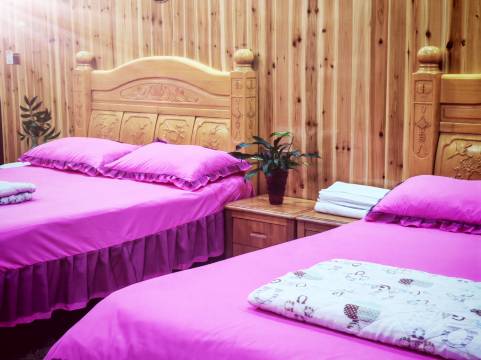 桃花源炎凰山庄