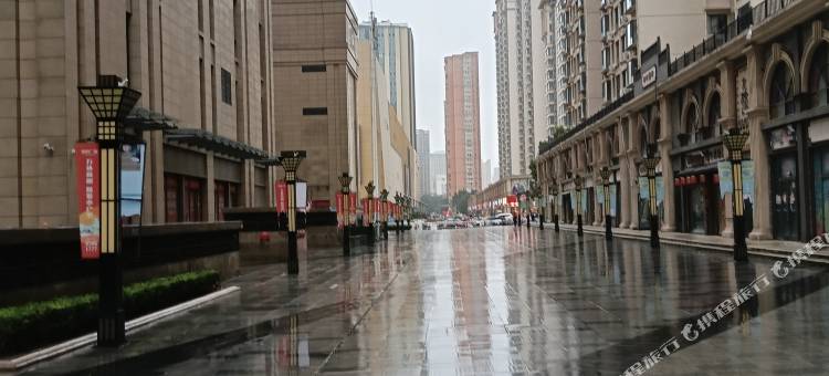 星澜影音民宿(长安万达店)图片