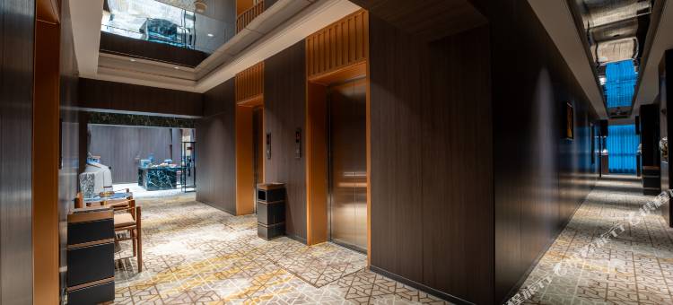 万漫酒店(中心城彩虹国际店)图片