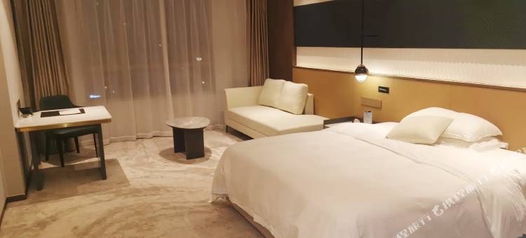 山海轻奢民宿(北湖吾悦广场店)图片