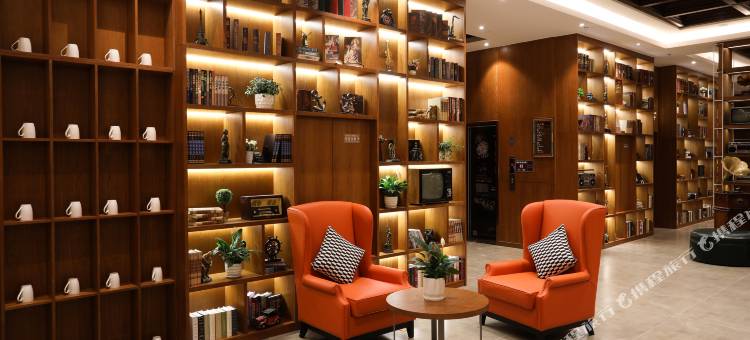 九源酒店(乌鲁木齐高铁站店)图片