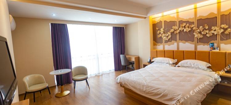 艾特红房吧精品酒店(莆田安福电商城莆田学院店)图片