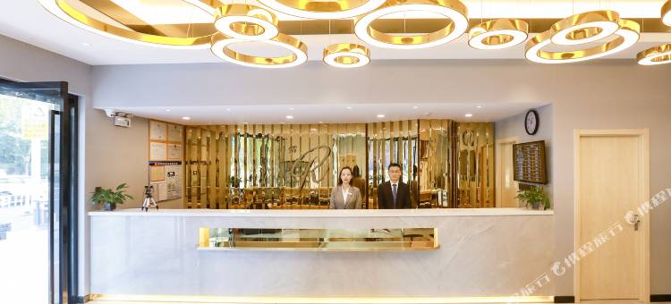 瑞季精选酒店(镇江火车站西津渡店)图片