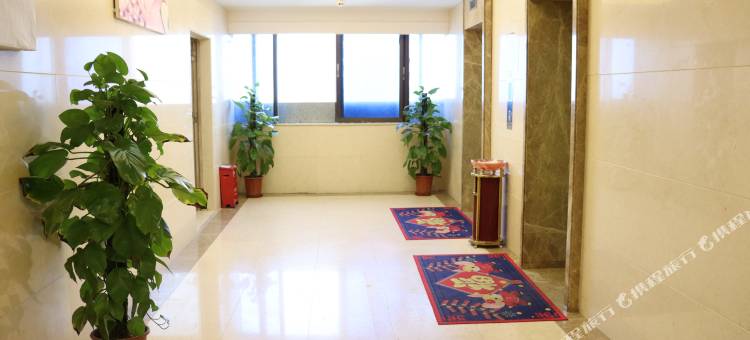 珠海心怡酒店(拱北口岸高铁站店)图片