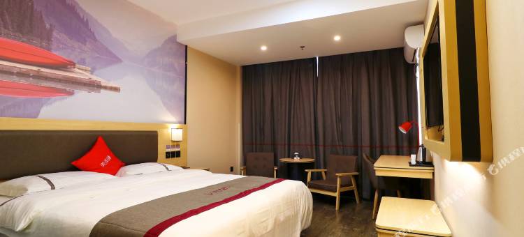 橙客酒店(丰城火车站金马装饰城店)图片