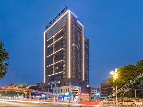 西方财富酒店(宁德万达广场店)