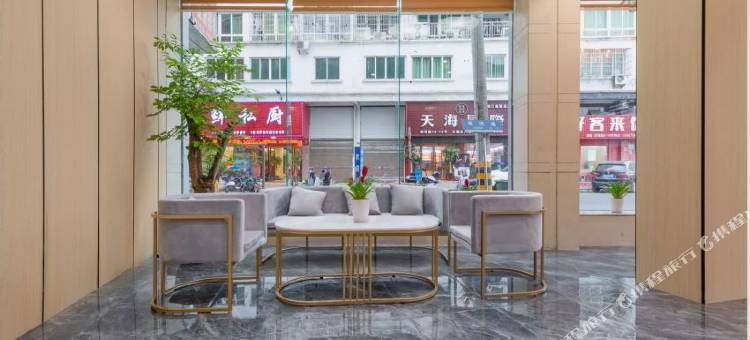途客中国轻居酒店(龙港店)图片
