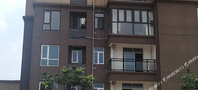武汉汉江美景公寓(舵落口地铁站店)图片