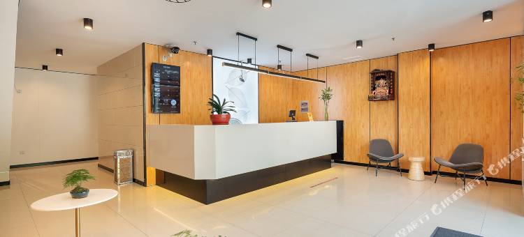 青季酒店MINI(上海友谊西路店)图片