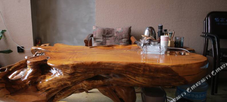 洱源世外梨园早安日月居湖景客栈图片