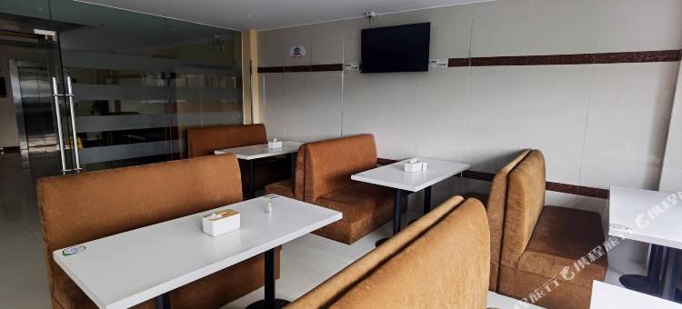 速8酒店(海安火车站店)图片