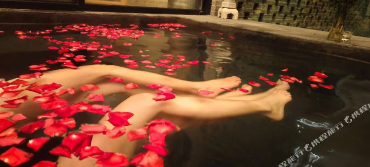 202村温泉民宿图片