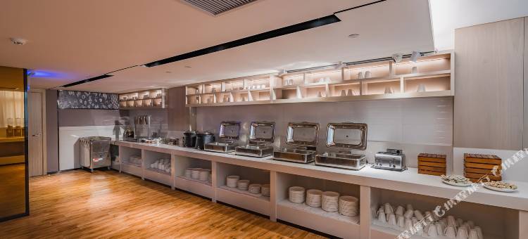 柏曼(广州北京路步行街东湖地铁站店)图片