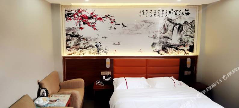 陆丰隆丰主题公寓图片