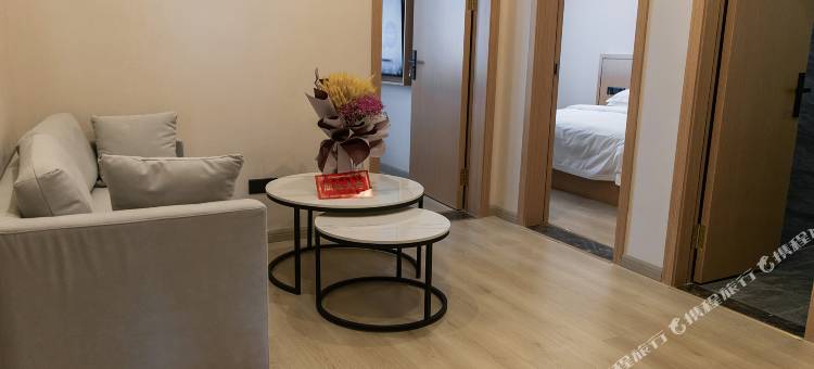 营山新煌城酒店(营山站白塔公园店)图片