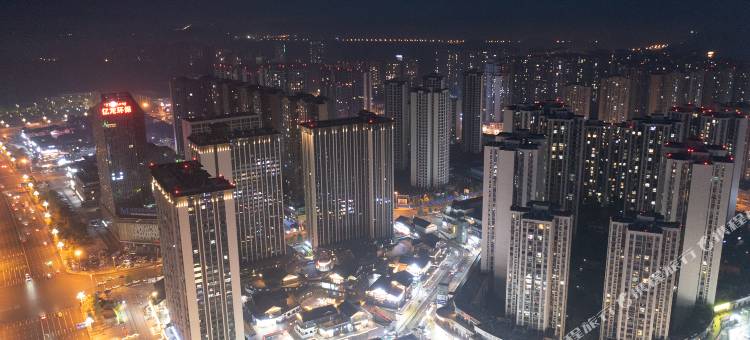 泥木·SKY CITY HOTEL(乐山高铁世豪广场店)图片