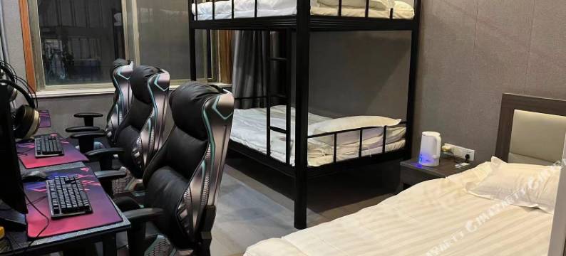 顶峰电竞公寓图片