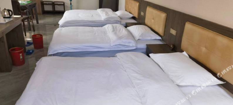 弥勒兴湖温泉宾馆(湖泉生态园店)图片