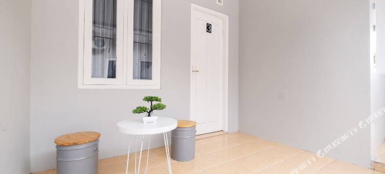 O纳瑞斯瓦丽宾馆-清真(Hotel O Nareswari Guest House Syariah)图片