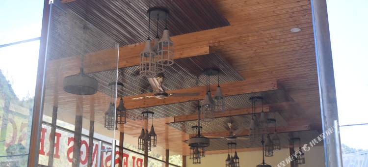 BLESSINGS 度假村(Blessings Resort Jankichatti)图片