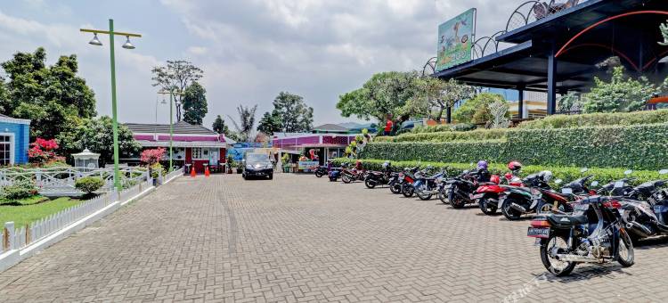 Collection O 90617 祖母祖父之家伊斯兰旅馆(Collection O 90617 Rumah Oma Opa Syariah)图片