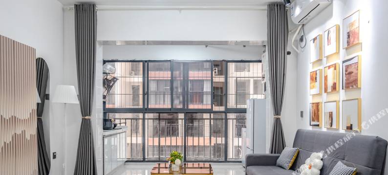 路客美宿(南宁大学公园里店)图片