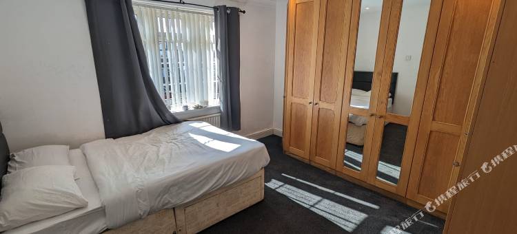 奥姆斯比联排别墅(Ormsby Townhouse)图片