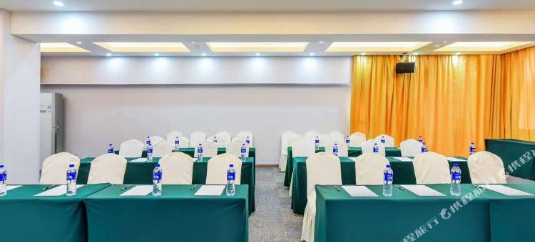 城市便捷酒店(新兴稔村客运站店)图片