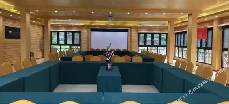 云冰山浆洞客栈图片