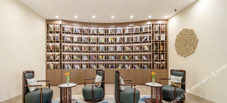 丽呈朗邑阿卡迪亚假日酒店(西双版纳景洪融创国际度假区店)图片