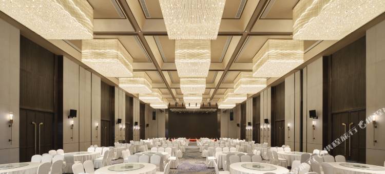 鲤鱼湖国际酒店图片