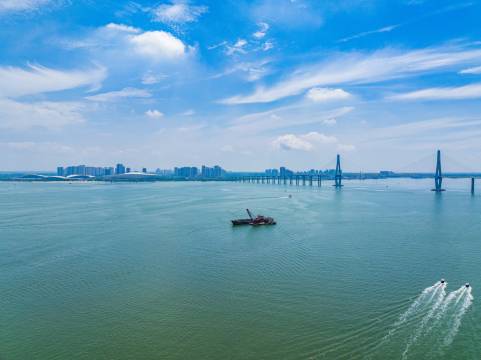 柏爵·设计师轻居(湛江金沙湾沙滩招商花园城店)图片