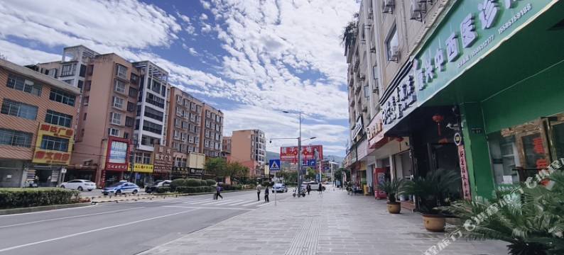 息烽驿乐商务酒店图片