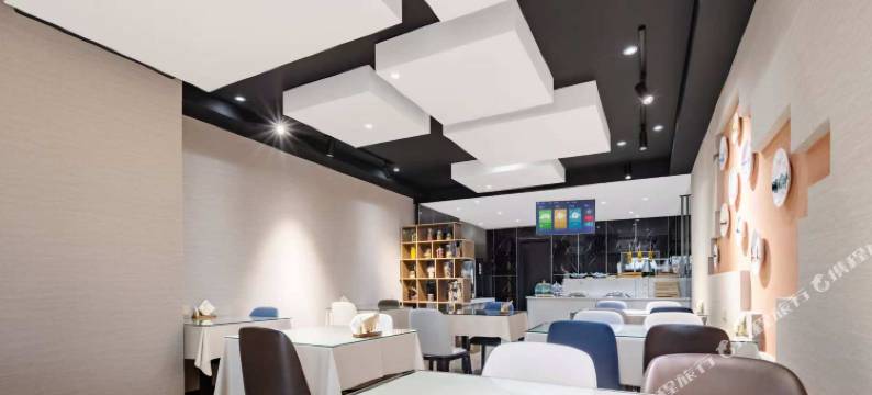 泰德维斯酒店(青山万达广场正翔国际店)图片