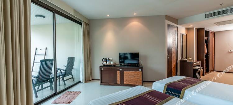 七岩海滩塔拉曼特拉度假酒店(Tara Mantra Cha-Am Resort)图片