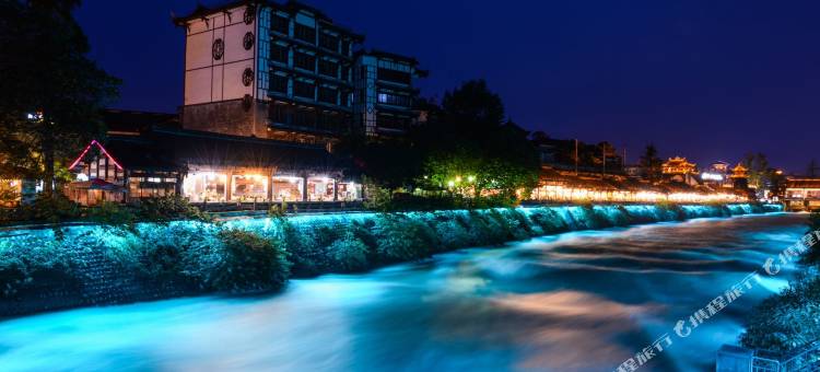 揽山小筑(都江堰景区灌县古城店)图片