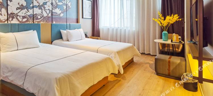 白玉兰酒店(安溪茶都宝龙广场店)图片