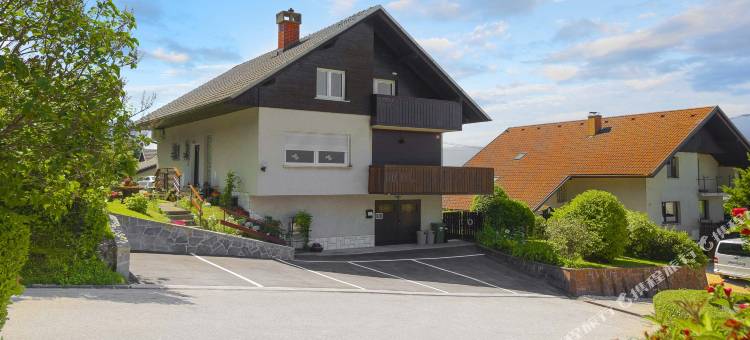Rikli Rodine公寓，靠近布莱德(Apartments Rikli Rodine Near Bled)图片